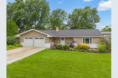 2S070 Colonial Lane, Lombard, IL 60148 - Photo 1