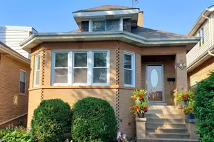 7816 W Sunset Dr, Elmwood Park, IL 60707 - Photo 1