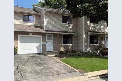 1099 E Randville Drive, Palatine, IL 60074 - Photo 1