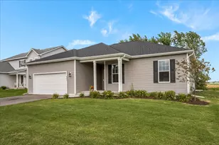 492 S Hampstead St, Cortland, IL 60112 - Photo 1