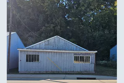 430 E River Street, Dixon, IL 61021 - Photo 1