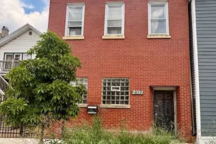 2312 W Grand Ave, Chicago, IL 60612 - Photo 1