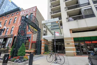 1212 N Wells Street #1405, Chicago, IL 60610 - Photo 1