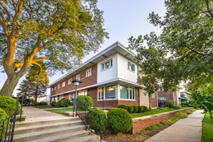 1001 Peterson Ave, Park Ridge, IL 60068 - Photo 1