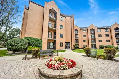 7420 W Lawrence Avenue #411, Harwood Heights, IL 60706 - Photo 1