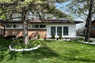 3140 Sherwood Ave, Markham, IL 60428 - Photo 1