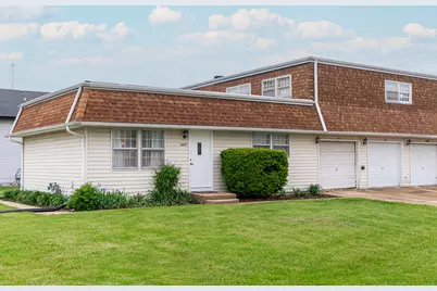 1409 E Stonehenge Drive #1409, Sycamore, IL 60178 - Photo 1