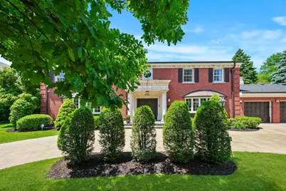 6758 N Le Mai Avenue, Lincolnwood, IL 60712 - Photo 1