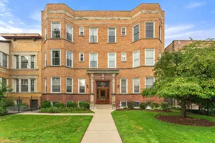 4711 N Dover St, Chicago, IL 60640 - Photo 1