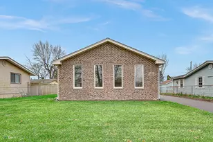 14523 Sherman Ave, Posen, IL 60469 - Photo 1