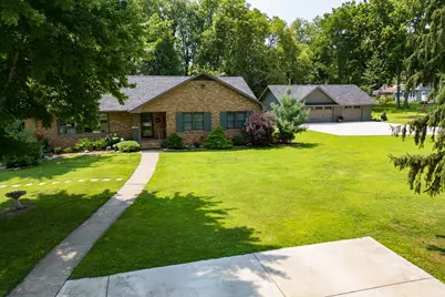 1001 Riverside Avenue, Streator, IL 61364 - Photo 1