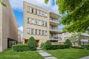 413 Home Ave, Oak Park, IL 60302 - Photo 1