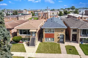 7652 W 63rd Pl, Summit, IL 60501 - Photo 1