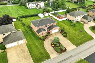 725 N 8th Ave, Addison, IL 60101 - Photo 1