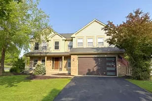 1860 Dorchester Ave, Algonquin, IL 60102 - Photo 1