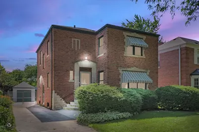 9251 S Oakley Avenue, Chicago, IL 60643 - Photo 1