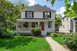 315 W Lincoln Ave, Barrington, IL 60010 - Photo 1