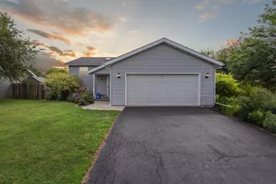 1418 16th Avenue, Belvidere, IL 61008 - Photo 1