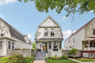 4435 N Avers Ave, Chicago, IL 60625 - Photo 1