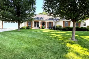 203 Drake Ave, Rochelle, IL 61068 - Photo 1