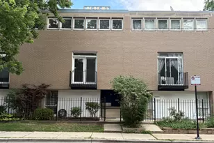 5555 S Harper Ave, Chicago, IL 60637 - Photo 1