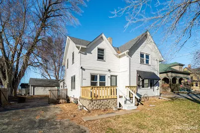 816 S Ottawa Street, Earlville, IL 60518 - Photo 1