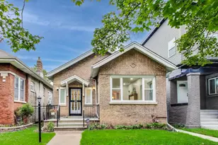 7707 S Ridgeland Ave, Chicago, IL 60649 - Photo 1