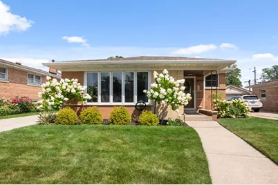 10129 Maple Avenue, Oak Lawn, IL 60453 - Photo 1