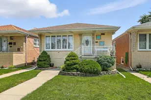 7811 Melvina Ave, Burbank, IL 60459 - Photo 1