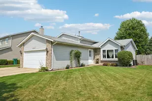 1616 N Overlook Dr, Joliet, IL 60431 - Photo 1