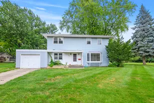 698 W River St, Bourbonnais, IL 60914 - Photo 1