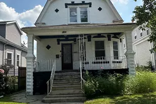 2105 N Leclaire Ave, Chicago, IL 60639 - Photo 1