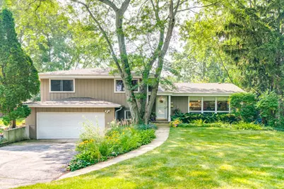 1802 Winthrop Road, Highland Park, IL 60035 - Photo 1