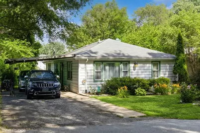 9841 S 82nd Avenue, Palos Hills, IL 60465 - Photo 1