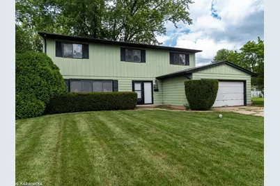 18350 W Linda Lane, Gurnee, IL 60031 - Photo 1