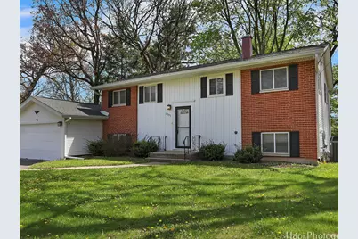 1291 Banbury Road, Mundelein, IL 60060 - Photo 1