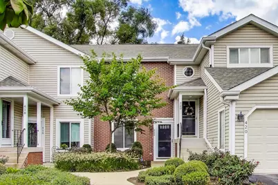 422 58th Place #7, Hinsdale, IL 60521 - Photo 1