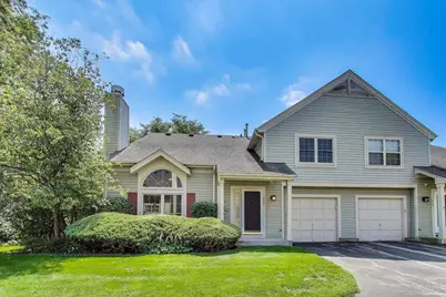 1027 N Knollwood Drive, Palatine, IL 60067 - Photo 1