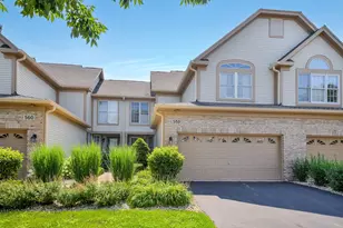 558 Harlowe Ln, Naperville, IL 60565 - Photo 1