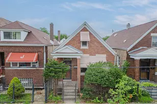 1645 S Keeler Ave, Chicago, IL 60623 - Photo 1