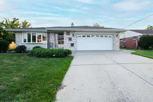 9002 Oleander Ave, Morton Grove, IL 60053 - Photo 1