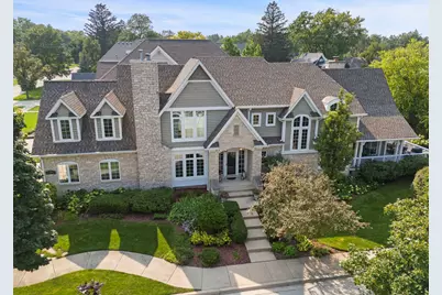 708 Highview Avenue, Glen Ellyn, IL 60137 - Photo 1