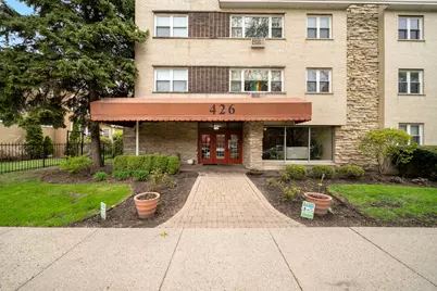 426 S Lombard Avenue #205, Oak Park, IL 60302 - Photo 1