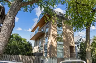 2610 N Mildred Ave, Chicago, IL 60614 - Photo 1