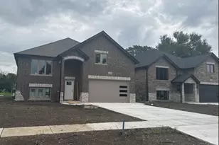 8535 Mansfield Ave, Burbank, IL 60459 - Photo 1