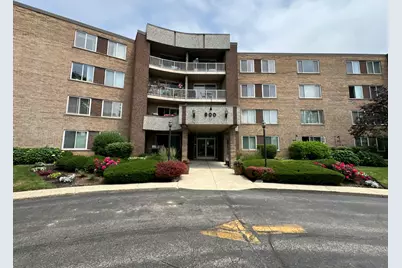 900 E Wilmette Road #411, Palatine, IL 60074 - Photo 1