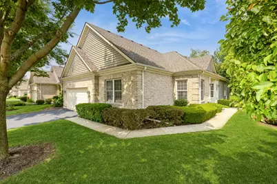 3000 Harrow Gate Drive, Woodstock, IL 60098 - Photo 1