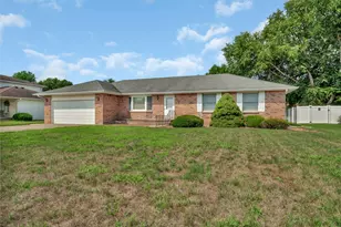 434 S Comet Dr, Braidwood, IL 60408 - Photo 1