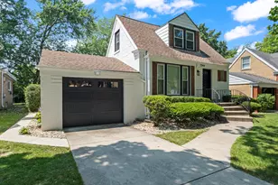 7244 N Kilpatrick Ave, Lincolnwood, IL 60712 - Photo 1