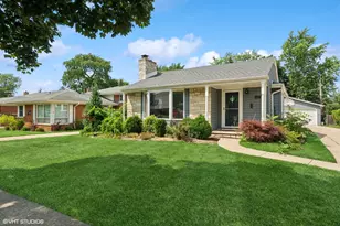 1421 Cynthia Ave, Park Ridge, IL 60068 - Photo 1